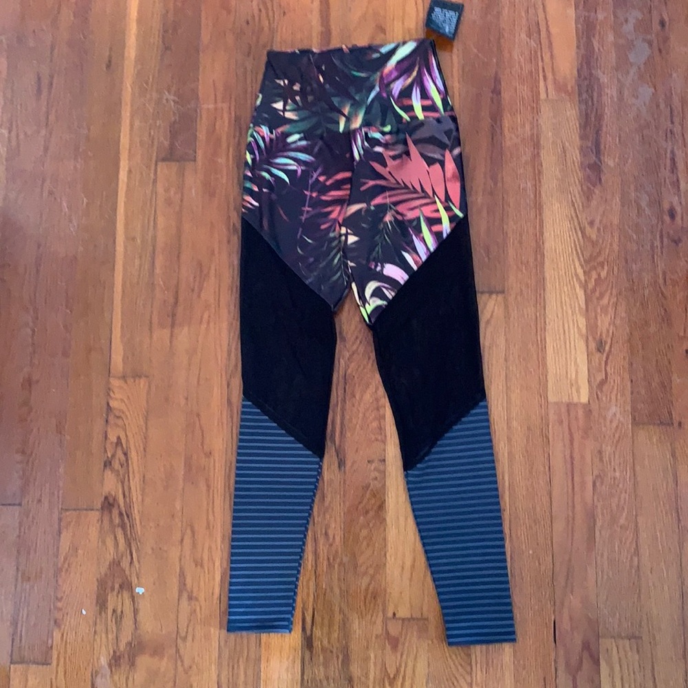 Onzie Leggings